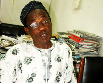 Bring back Village Headmaster, other popular plays to celebrate Nigeria @ 50 – Oladele Osawe (Teacher in VHM