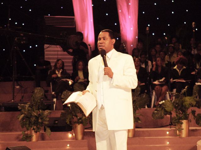 Christ Embassy: Worshippers Pay N1,000 To Enter Oyakhilome’s Church