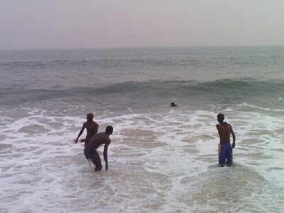 SAN DROWNS IN LAGOS BEACH TRYING TO RESCUE SECRETARY ON XMAS DAY!