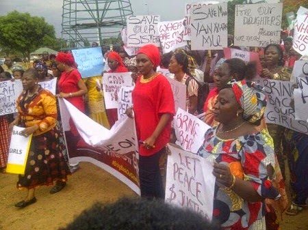 ‘I Go Dye’ Commends Protesting Mothers