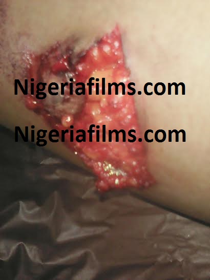 Graphics Photo: Alleged L3sbian Bites off Nollywood Actress, Princess Thigh in Hotel (Exclusive)