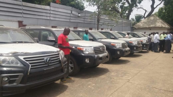 Suswam donates 8 SUV’s to Ortom