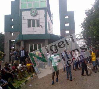 OOU Students Protest In Abeokuta Turns Violent (Exclusive Pictures)
