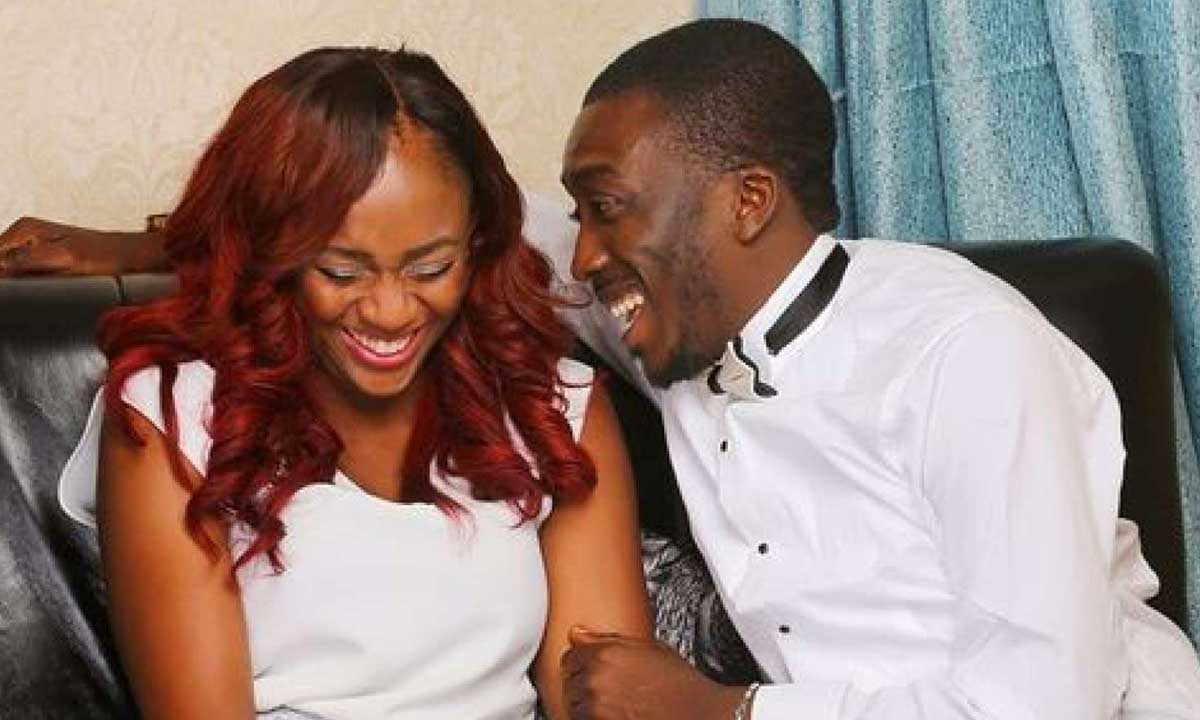 Comedian Bovi’s wife, Kris is expecting another baby (photos)