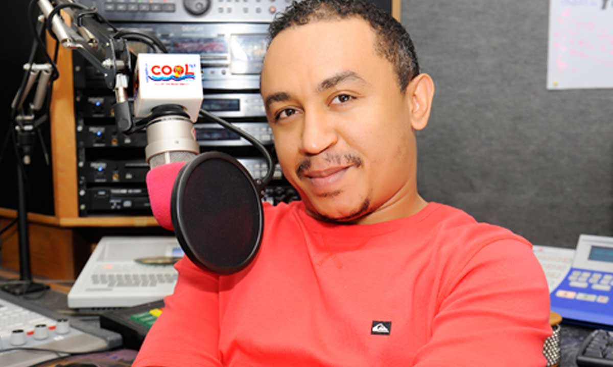 Daddy Freeze Canvasses for House Rent for UNILAG Best Graduating Student