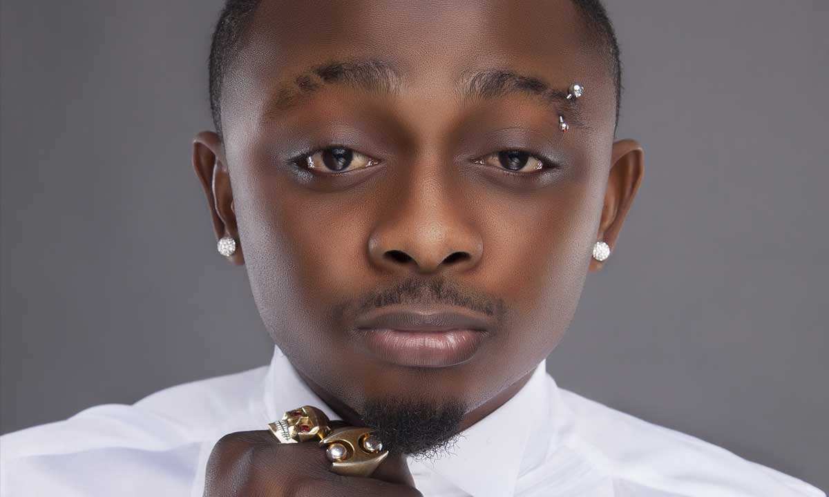 Popular Nigerian artiste accused of bleaching, speaks up