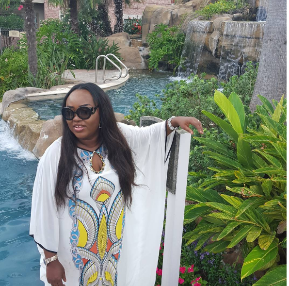 Emem Isong shows off her lovely post-baby body (photos)