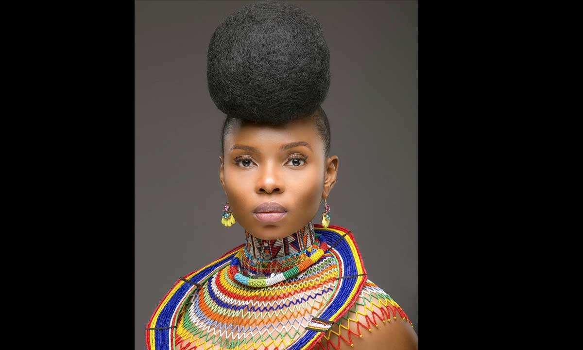 Yemi Alade shades ladies who do not indulge in African hairdos like her