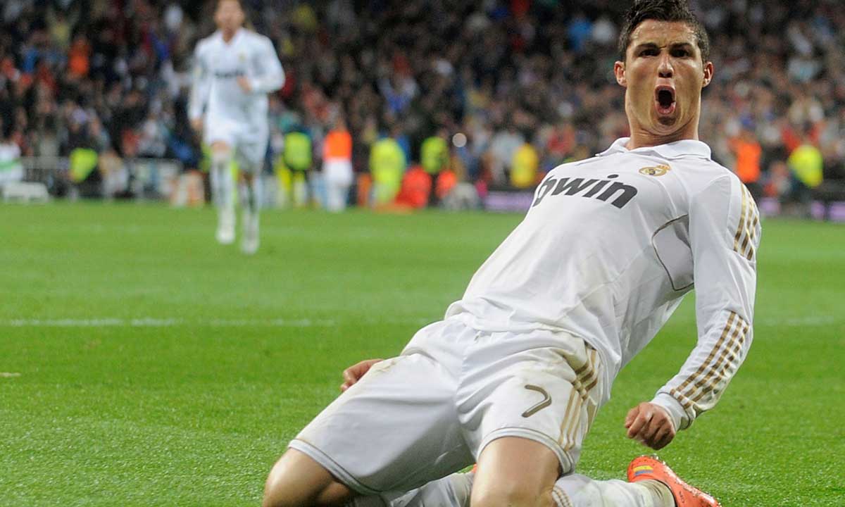 Cristiano Rolando Caught Gambling While Missing In Real Madri