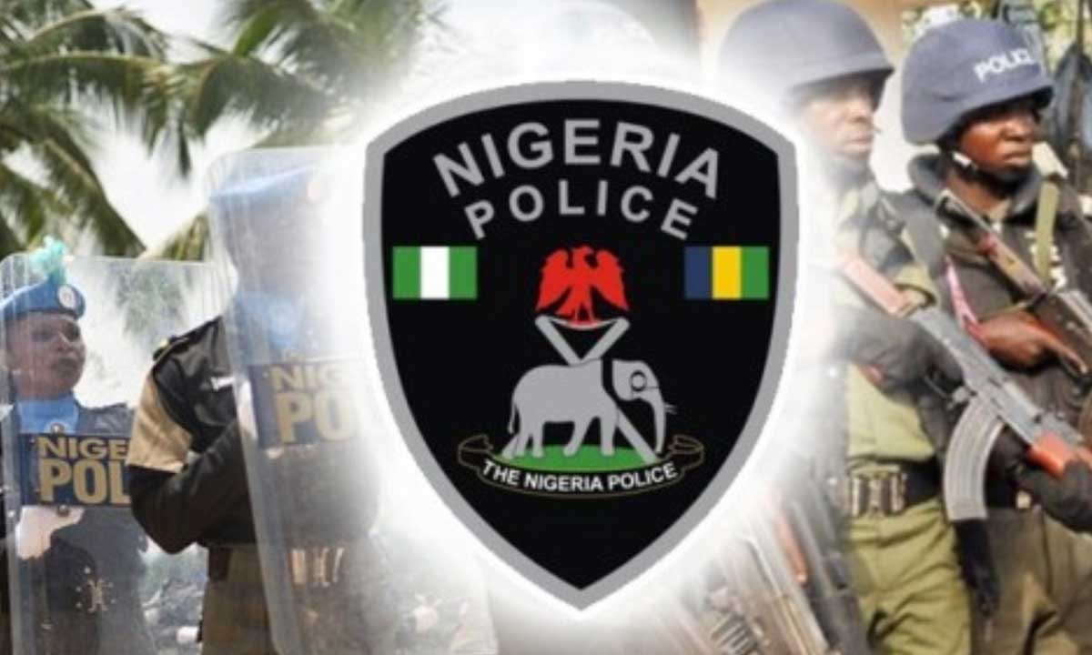 See How Nigerian Police Assaulted and Collected N20,000 From an Innocent Undergraduate