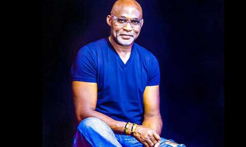 RMD Undresses In Public…See Why!