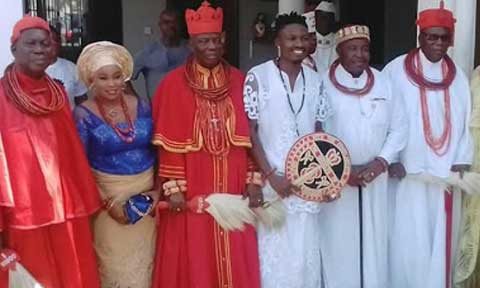 Photos: The winner of BBN Efe Ejeba Was Given A Grand Welcome In His Village