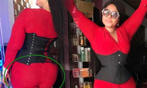 Photos: Biodun Okeowo Omobutty Spotted Wearing Artificial Butt To Enhance Her Backyard