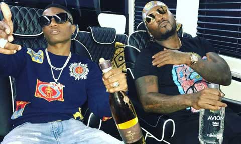 What’s Cooking Between Wizkid and  American Rapper, Young Jeezy ?