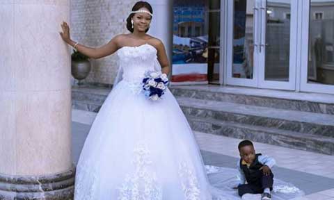 Shocked! Olajumoke Orisaguna Remarried? (Photos)