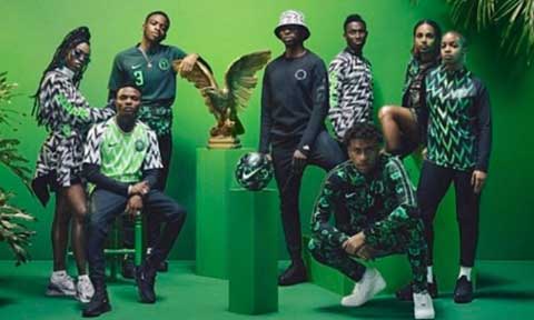 Nigerian Mobbed Super Eagles Jersey In London