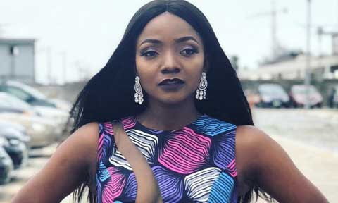 Simi Is The Cynosure Of All Eyes In Ankara Outfit (Photos)