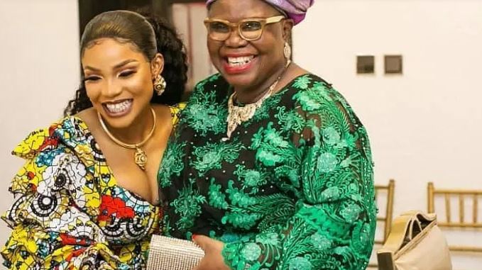 So Sad: Nollywood Actress Iyabo Ojo Loses Mum
