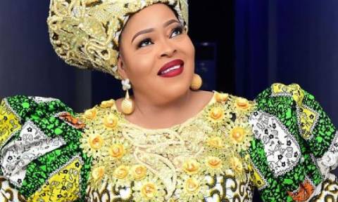 Daughter Of Nigerian Actress, Toyin Tomato, Accused Of Shoplifting In Shoprite (Video)
